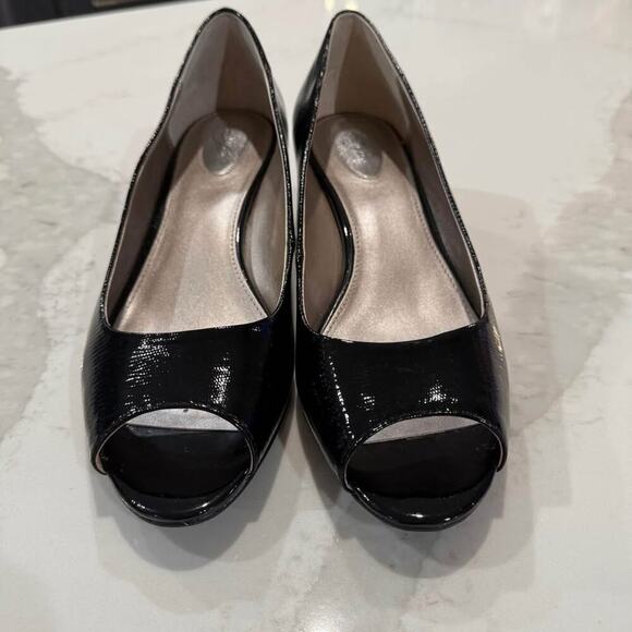 Alfani Step n Flex Peep Toe Patent Wedge Pump Heels Women's 11M Black/Gold Trim - Picture 3 of 9